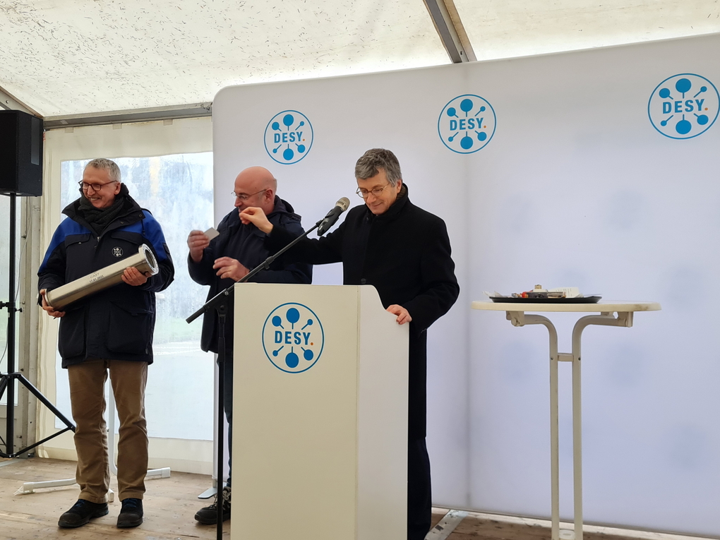 Grundsteinlegung für das neue Forschungsgebäude CAST