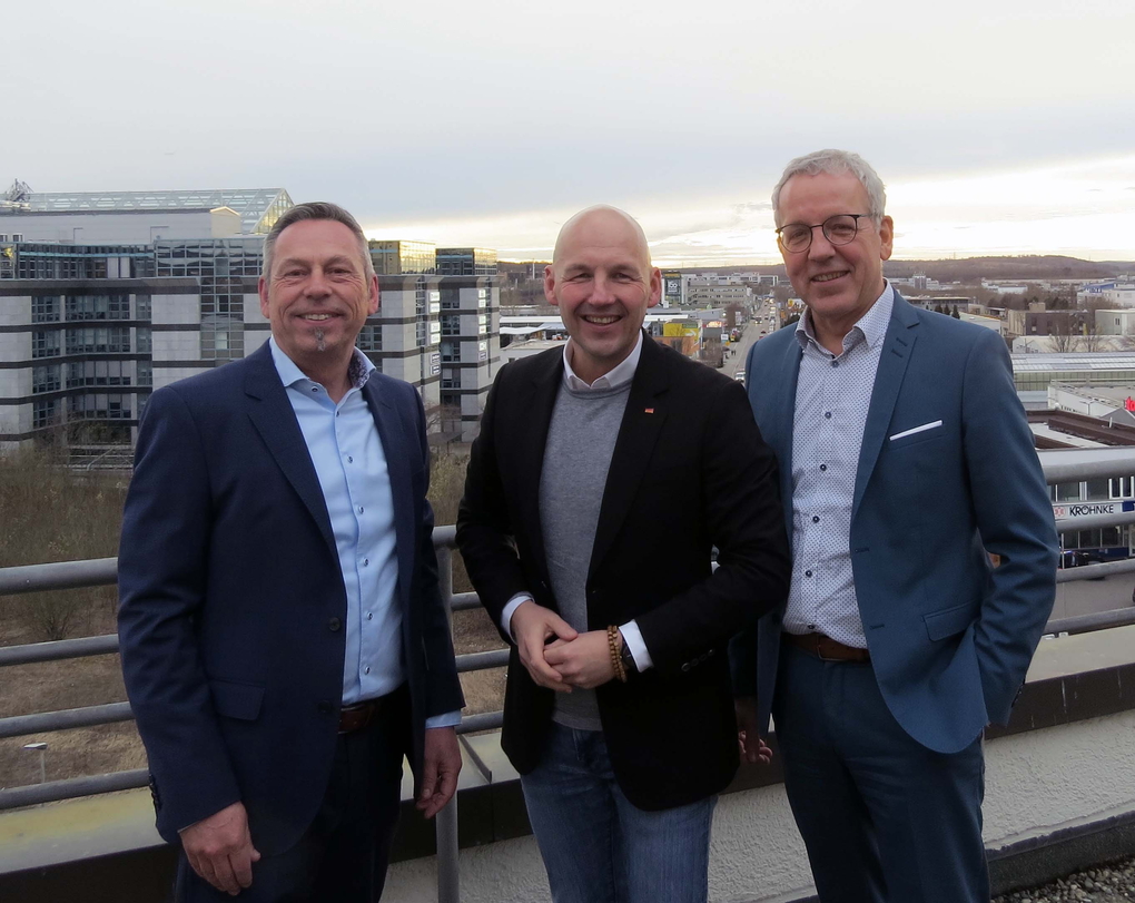 Gruppenfoto PGMM-Vorstand und Marc Biadacz