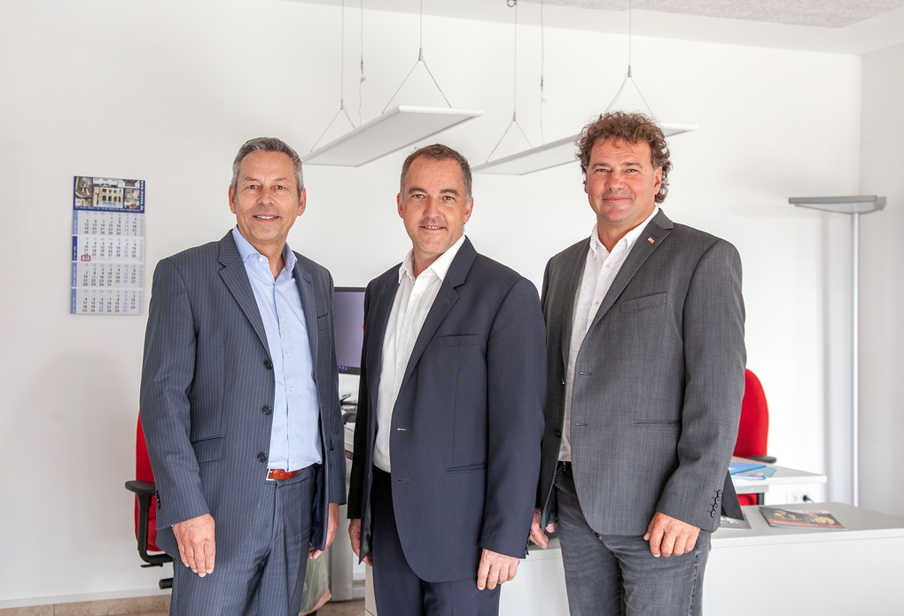 Eröffnung des PGMM-Büros in Hemau bei Regensburg durch PGMM-Vorstand und Bereichsleiter